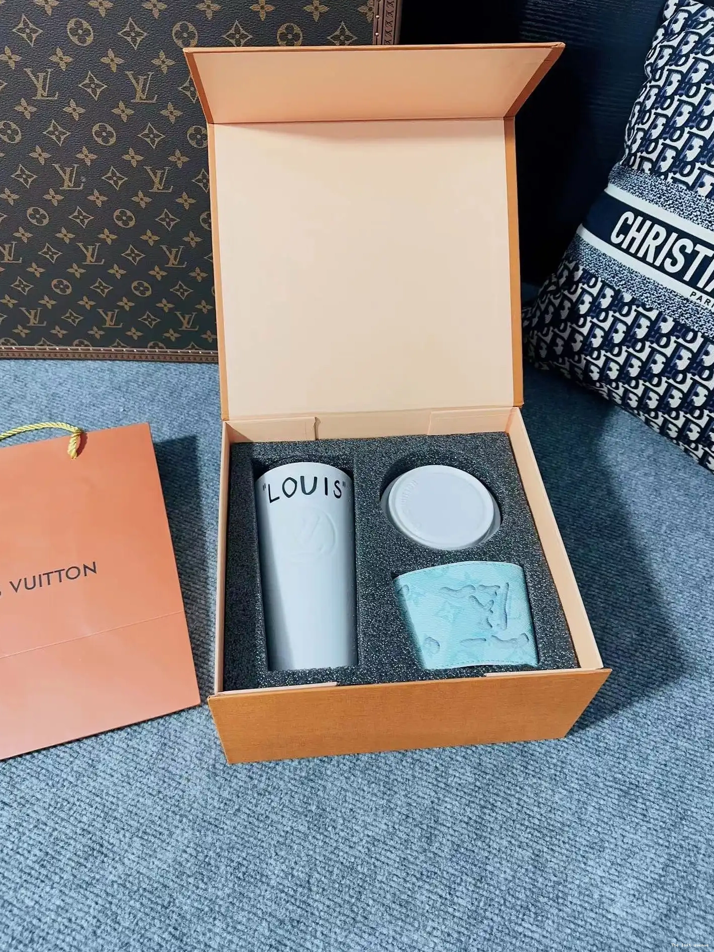 LOUIS EDITION) CUSTOM (EXCLUSIVE COFFEE CUP 0630